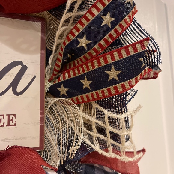 Patriotic WREATH “America God She’d His Grace on Thee” Red, White Blue FULL - Picture 3 of 13